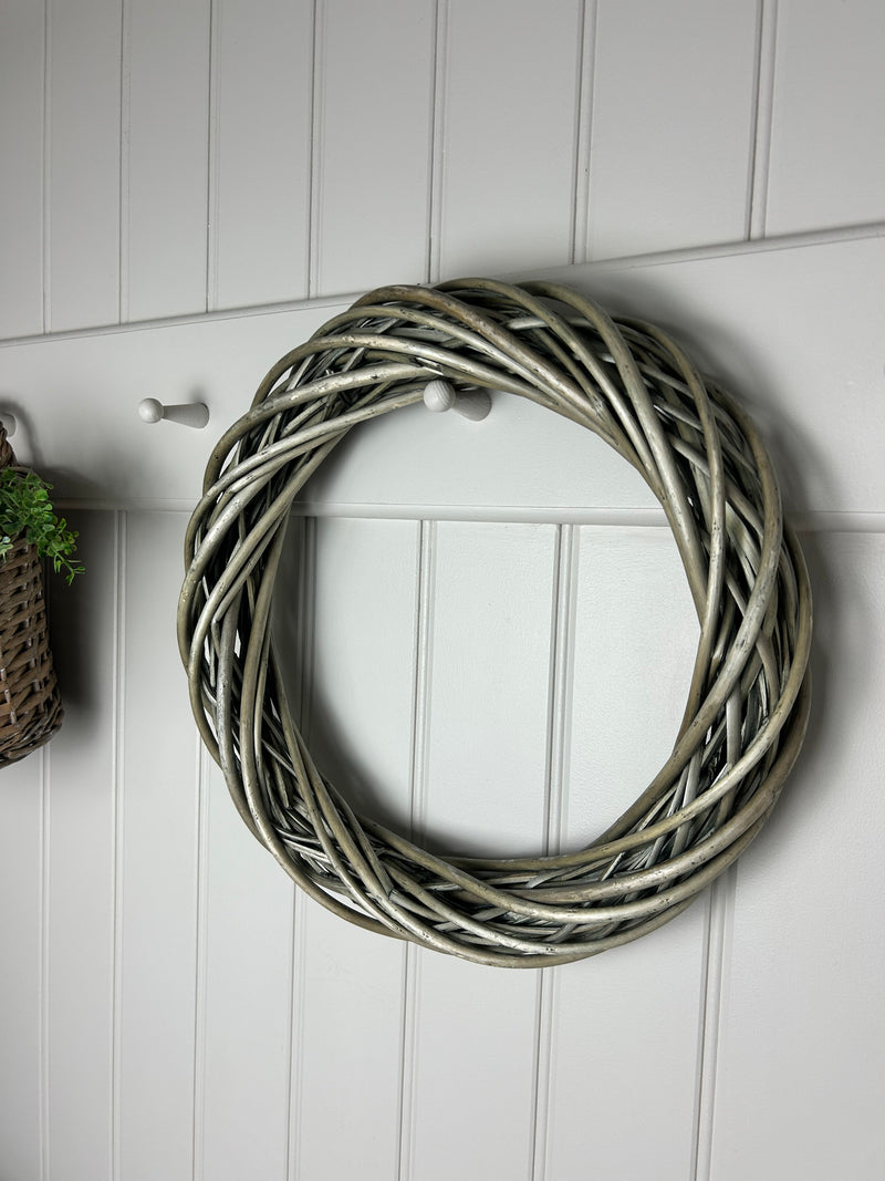 Antique wash willow round wreath 40cm