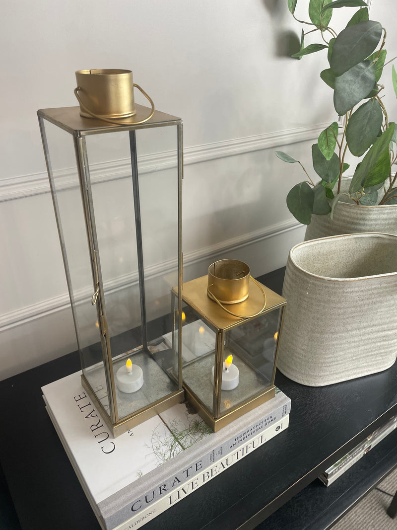 Brushed brass gold simple lanterns