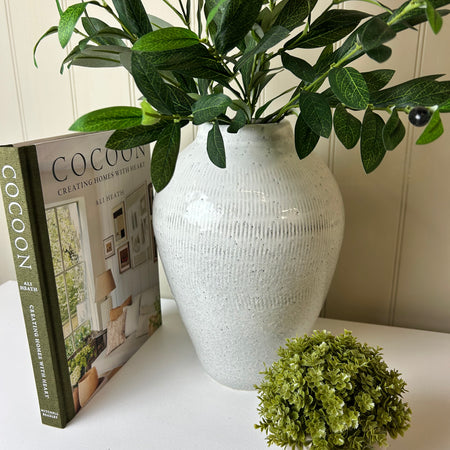 Kemi lined textured vase