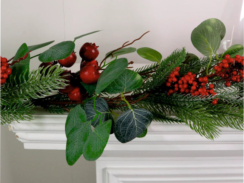 Red berry and foliage garland 150cm