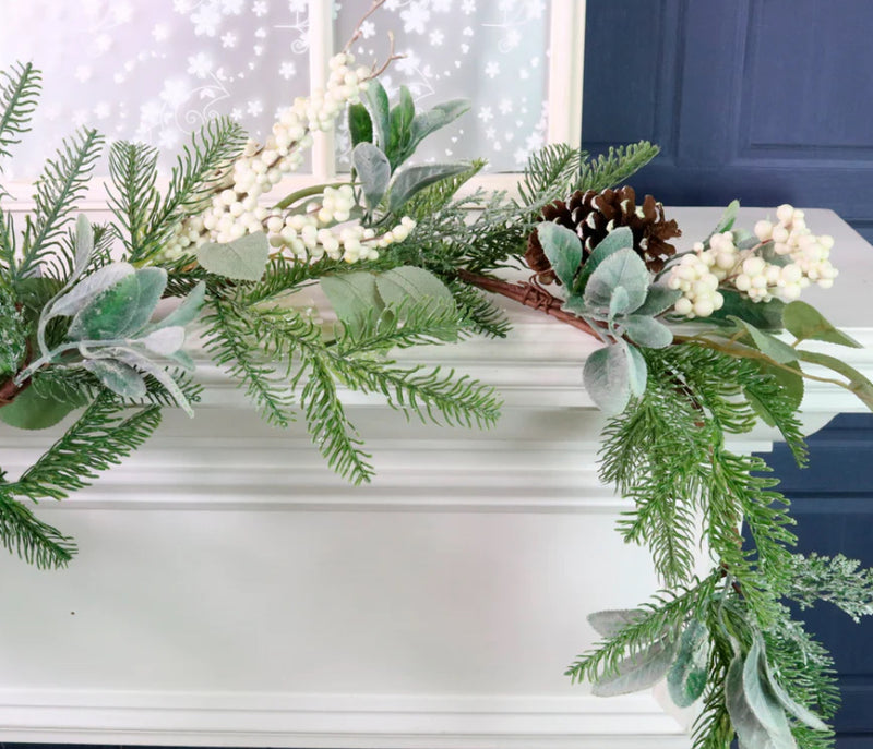 Snowberry foliage garland 150cm