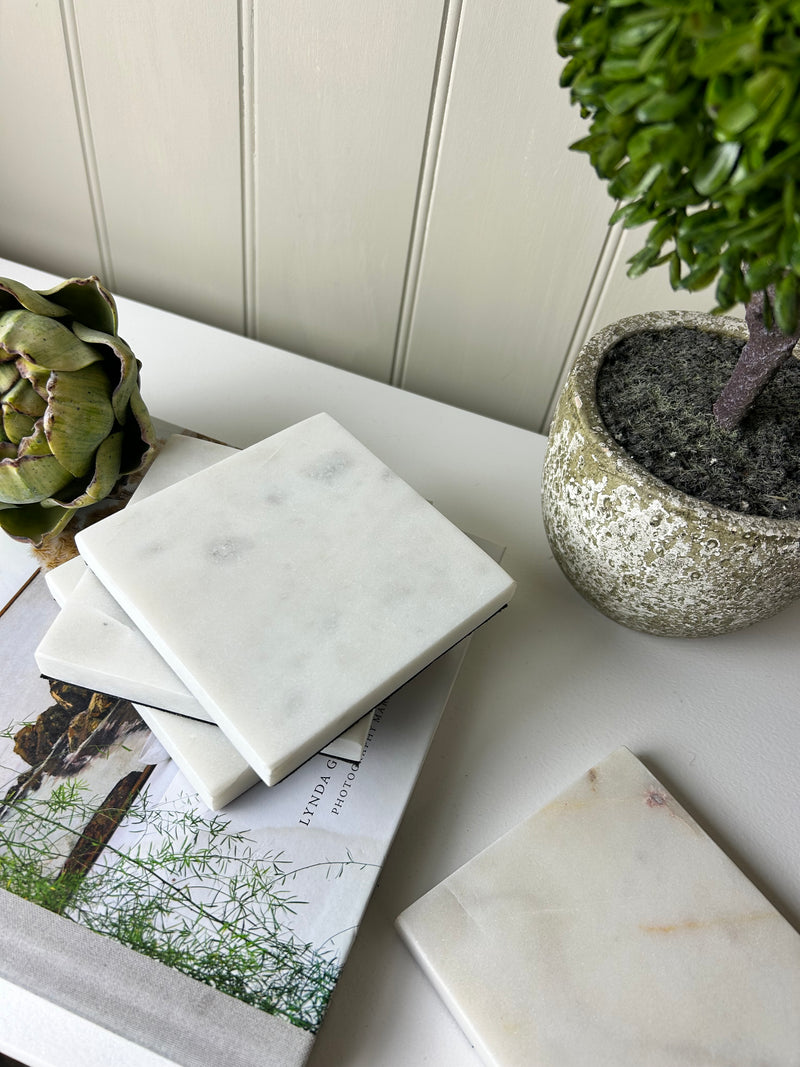 Large tortoise shell print glass bottle with top lid