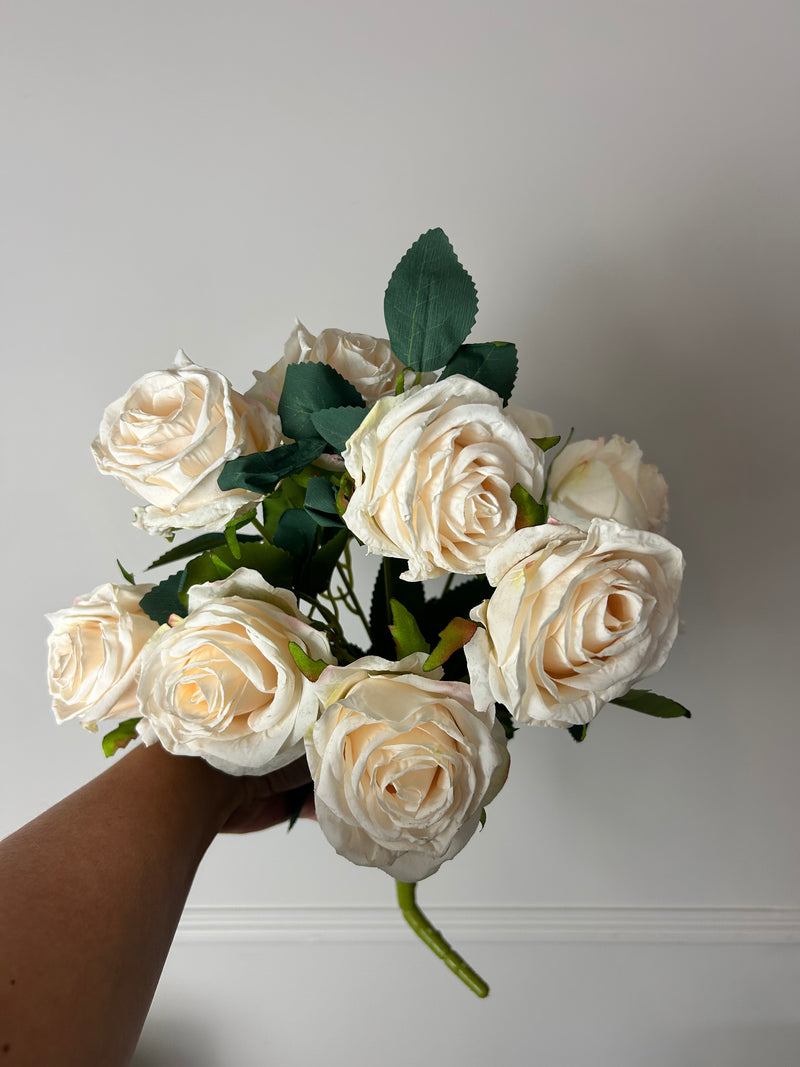 Oyster large rose bunch
