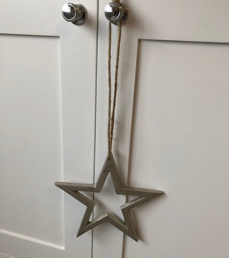 Hammered metal hanging star 2 sizes