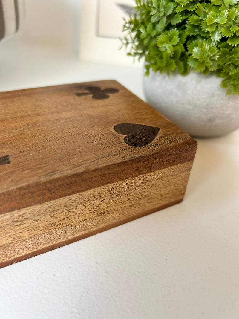 Mango wood playing card holder with cards