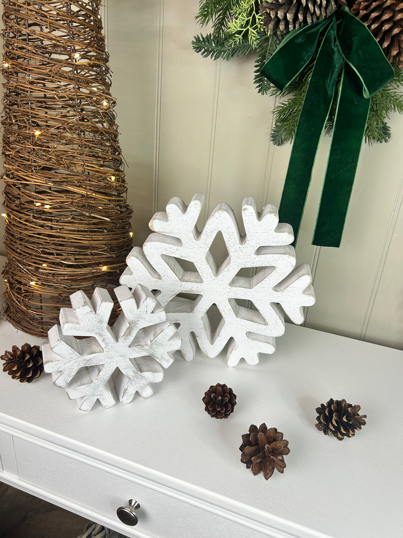 White chunky snowflakes 3 sizes
