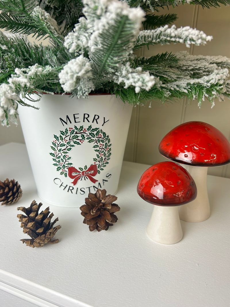 White & Red Christmas Wreath Metal Plant Pots 3 sizes
