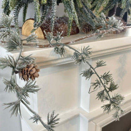 Frosted pine cone garland 190cm