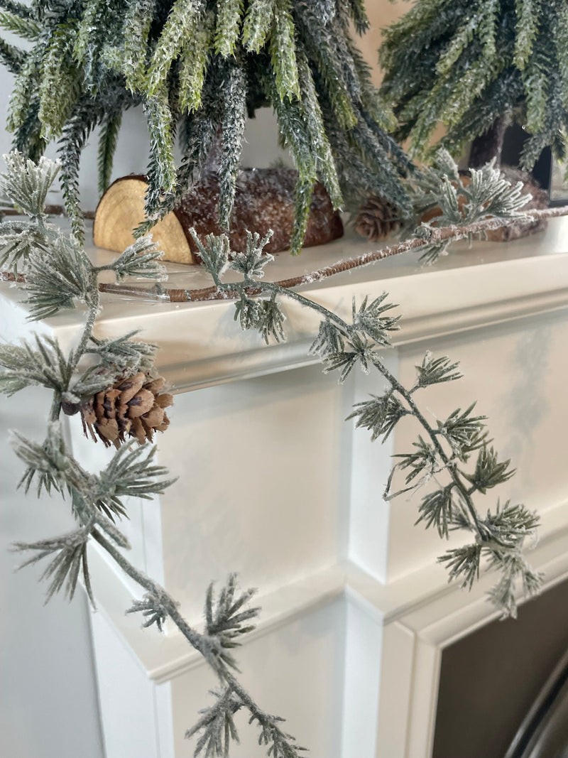 Frosted pine cone garland 190cm