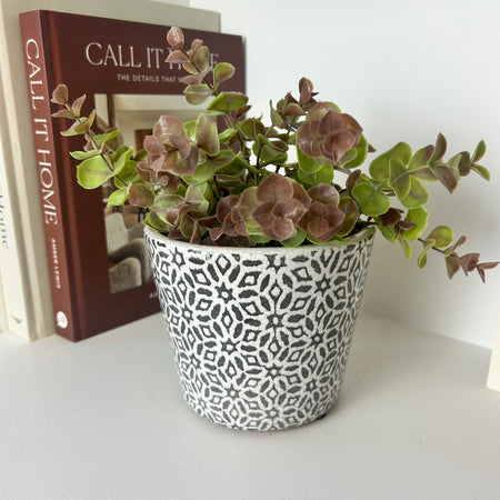 Grey & White Ceramic Dutch Plant Pots 6 Patterns