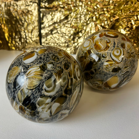 Brown speckled orb ball 13cm