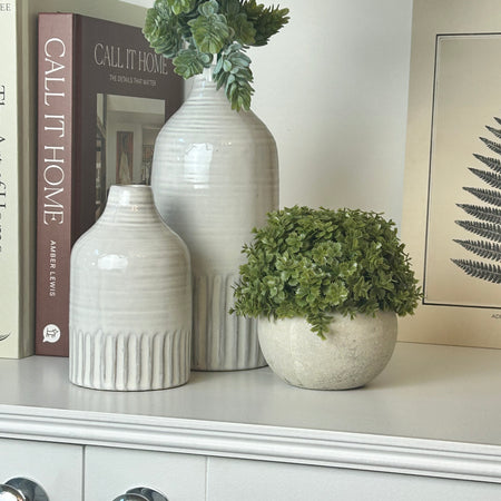 White ribbed bottle vase 2 sizes