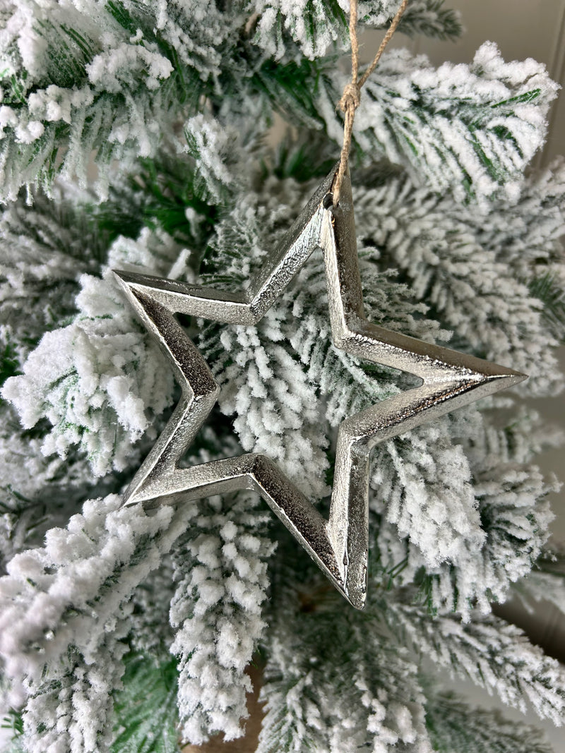 Metal outline silver hanging star two sizes