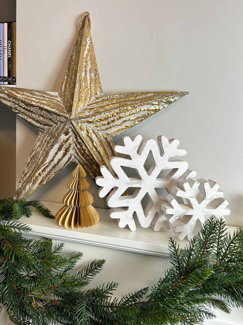 White chunky snowflakes 3 sizes