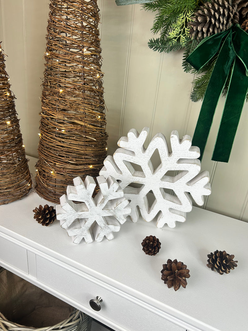 White chunky snowflakes 3 sizes