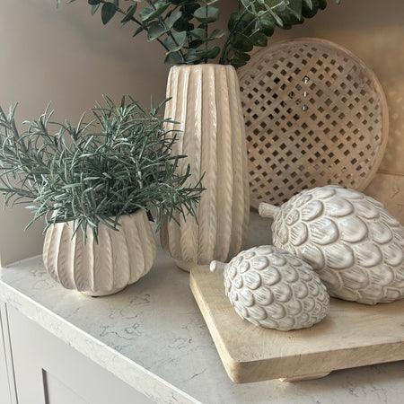 Osmington textured off white plant pot 14cm