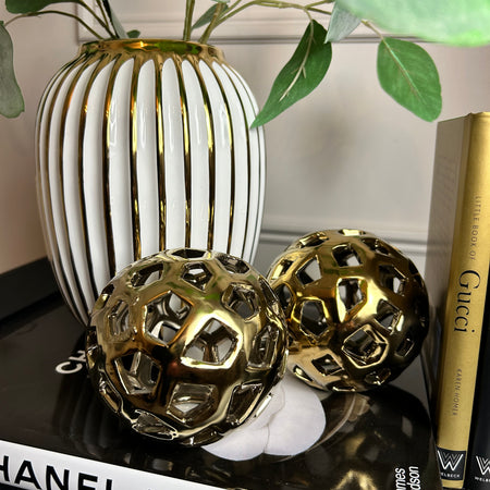 Gold round decorative ball 13cm