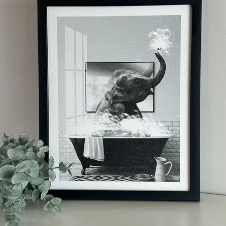 Animals in bathroom print 25x20cm 6 styles