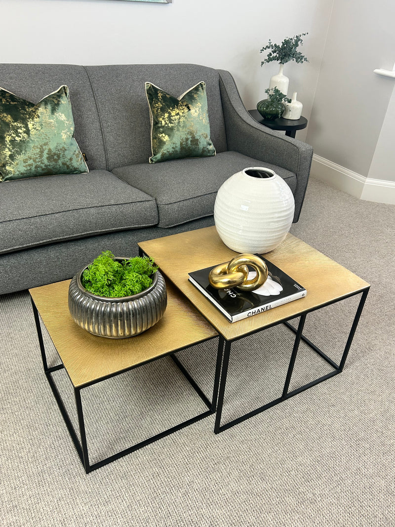 Set of two metal black gold hammered coffee table side table