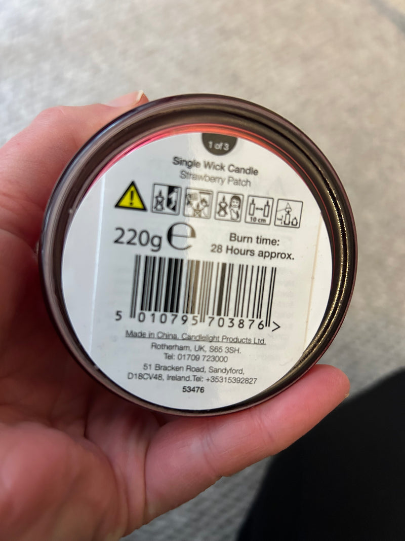 Strawberry scented candle