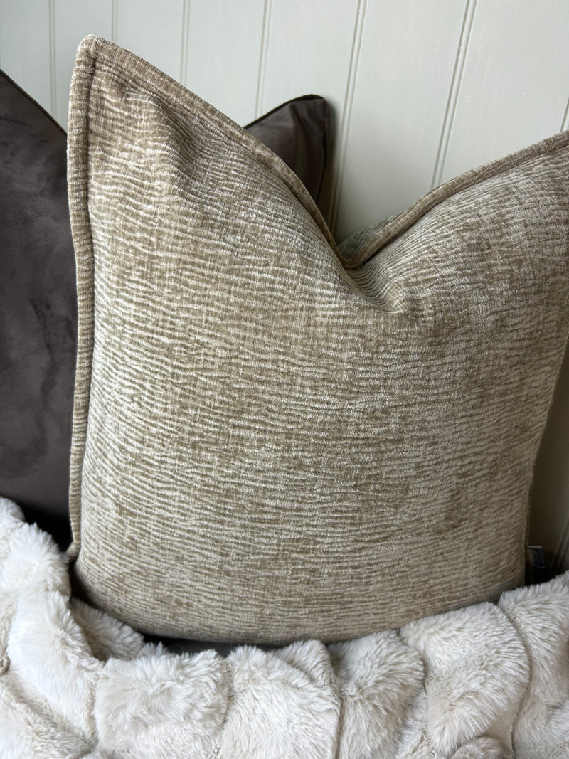 Natural taupe Moddi ripple Textured Velvet Piped Edge Trim premium Cushion 45m