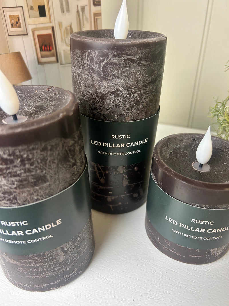 Set of 3 remote controlled LED candles brown mocha