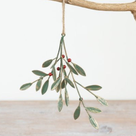 Large bunch of hanging metal mistletoe berry 20cm