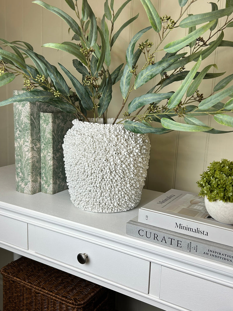 White Barnacle coral Textured chunky Vase 24cm Tall