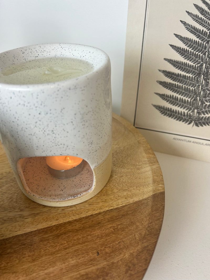 Two tone oil wax melt burner