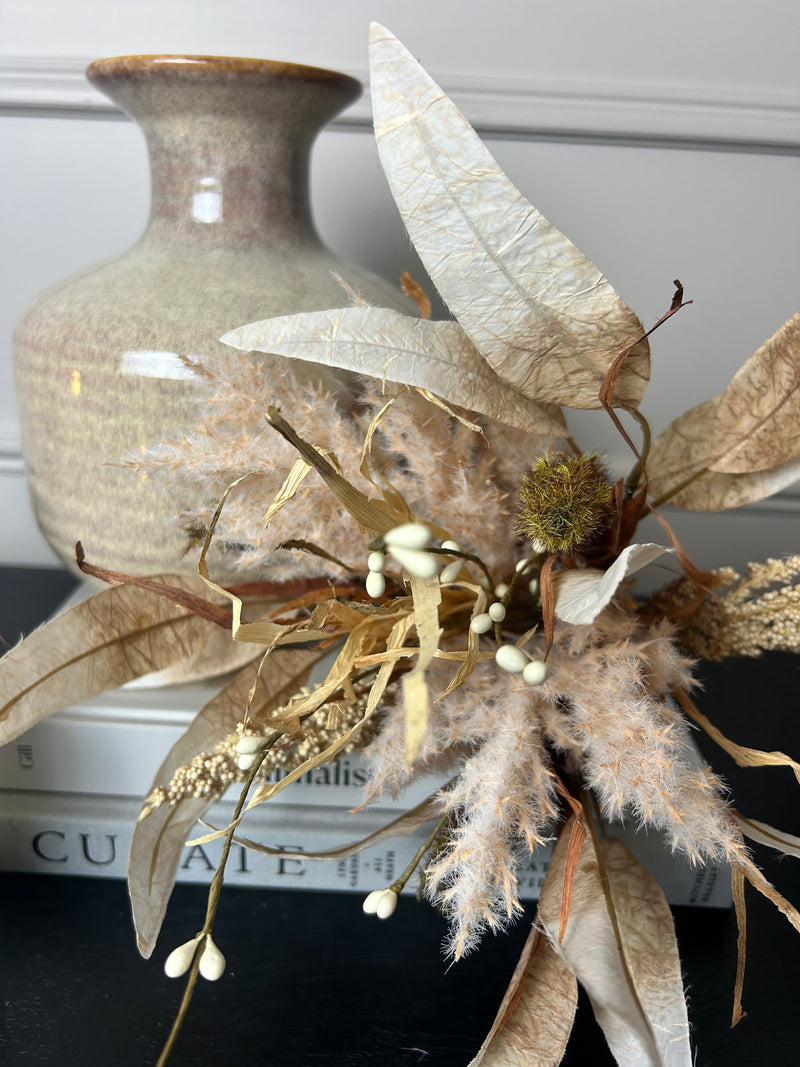 Dried stem oyster tied bunch