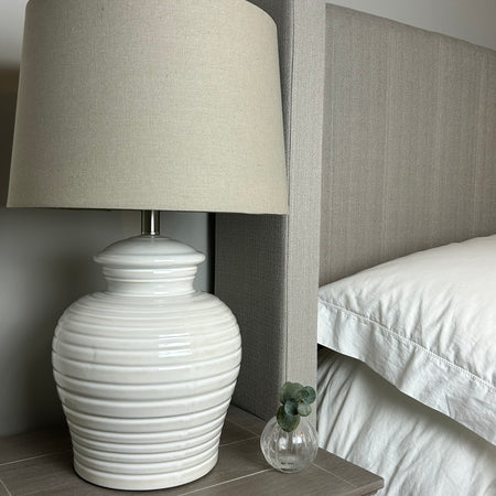 White ceramic ribbed lamp with shade
