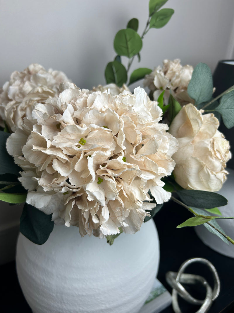 Oyster blush Ruffled Hydrangea Stem