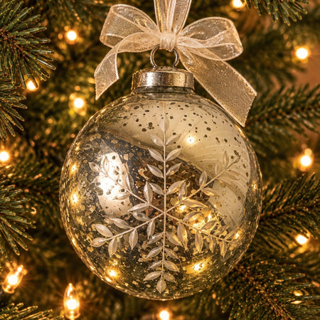 Snowflake etched glass heavy decoration