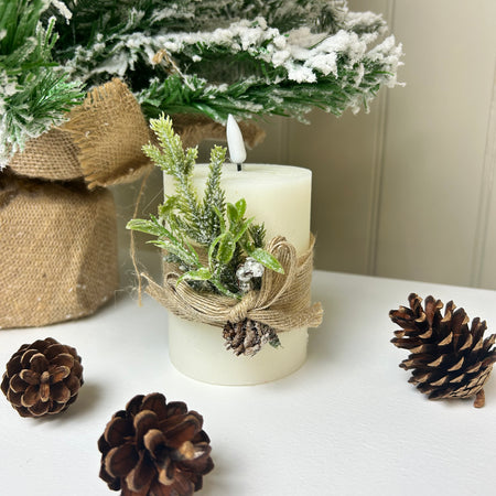 LED foliage Pinecone candle cream 13cm
