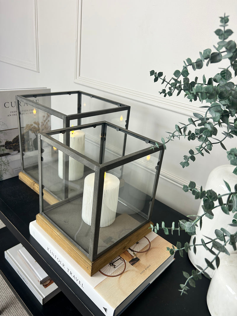 Lional Square Metal Edged Hurricane with Wood Base