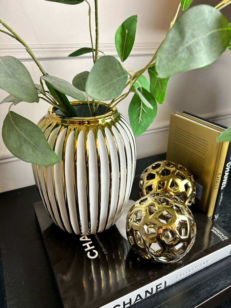 Gold round decorative ball 13cm