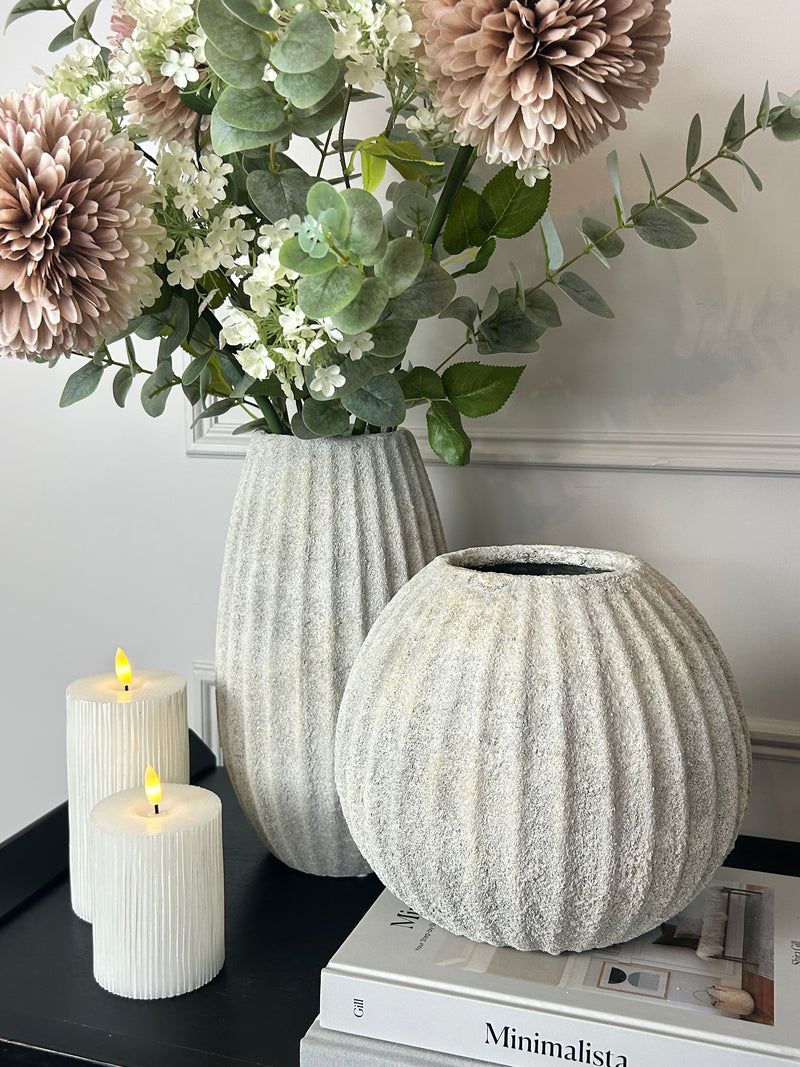 Textured round shaped vase