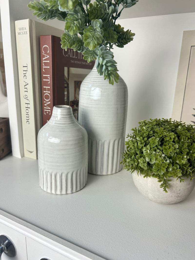 White ribbed bottle vase 2 sizes