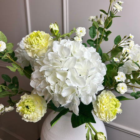 Green & White Ranunculus Spray Stem