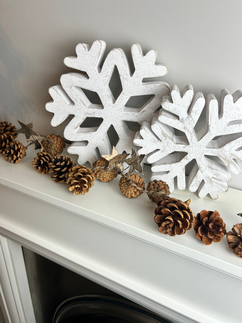 Pine cone star garland 140cm