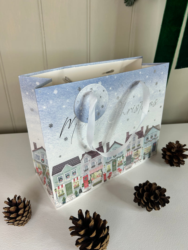 Merry Christmas paper gift bag 19x23cm