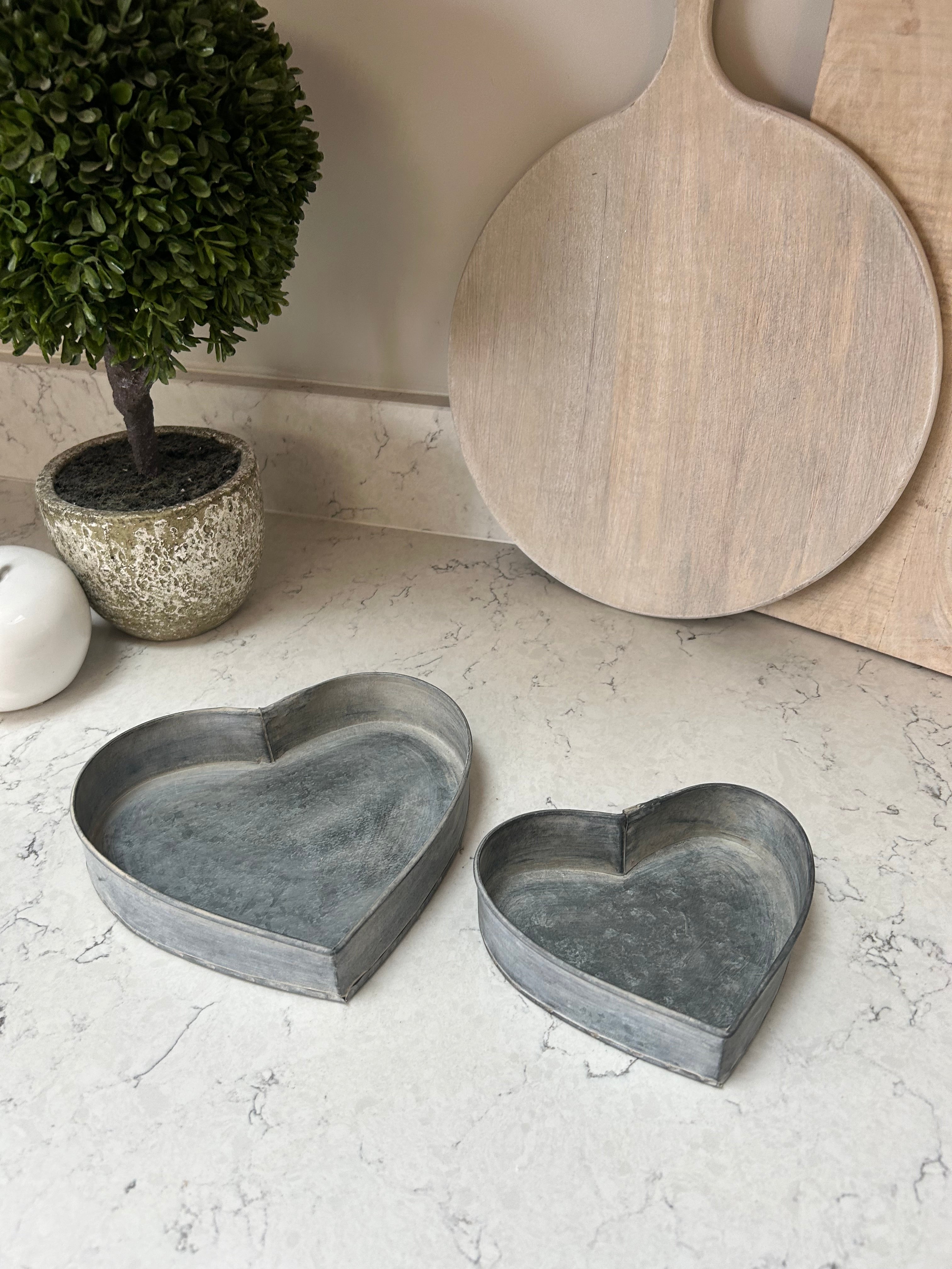 Metal Heart Tray 3 Sizes – Abode
