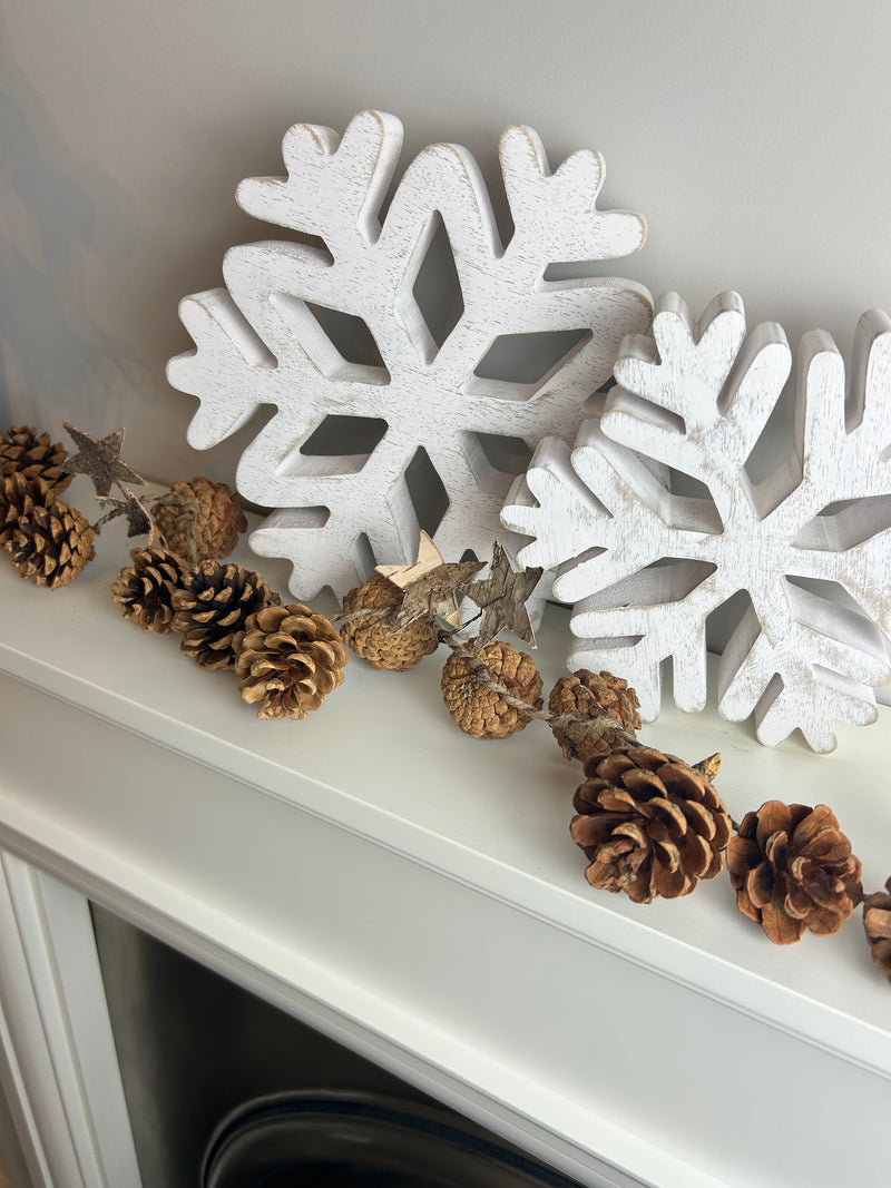 Pine cone star garland 140cm