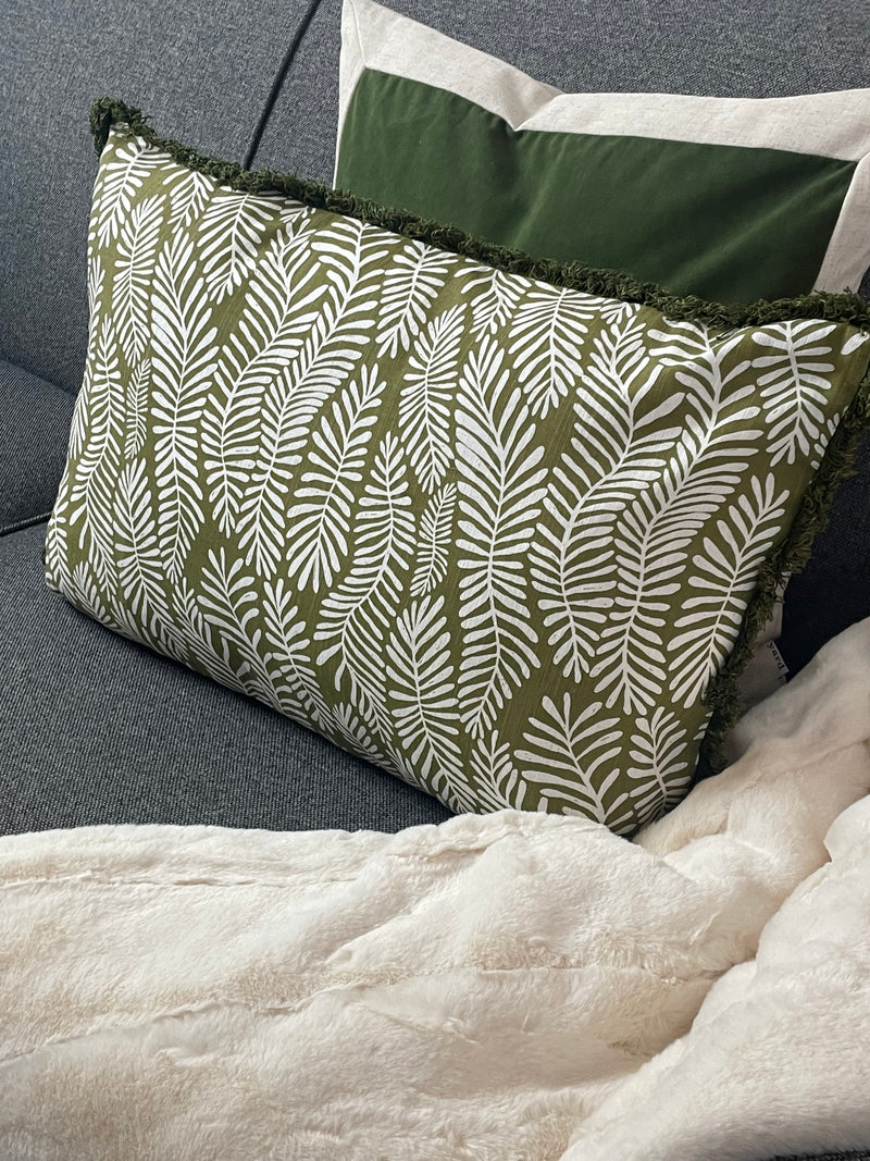Frond olive oblong leaf cushion 40x60