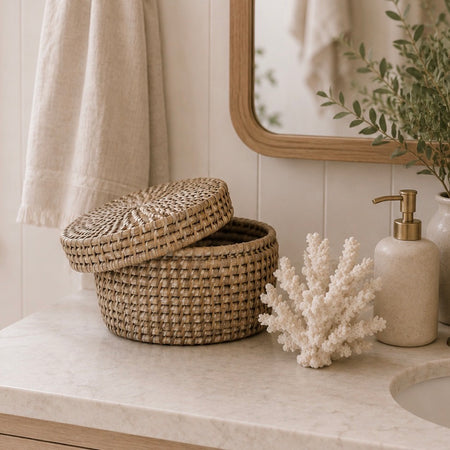 Round washed rattan lidded container bowl with inner compartments