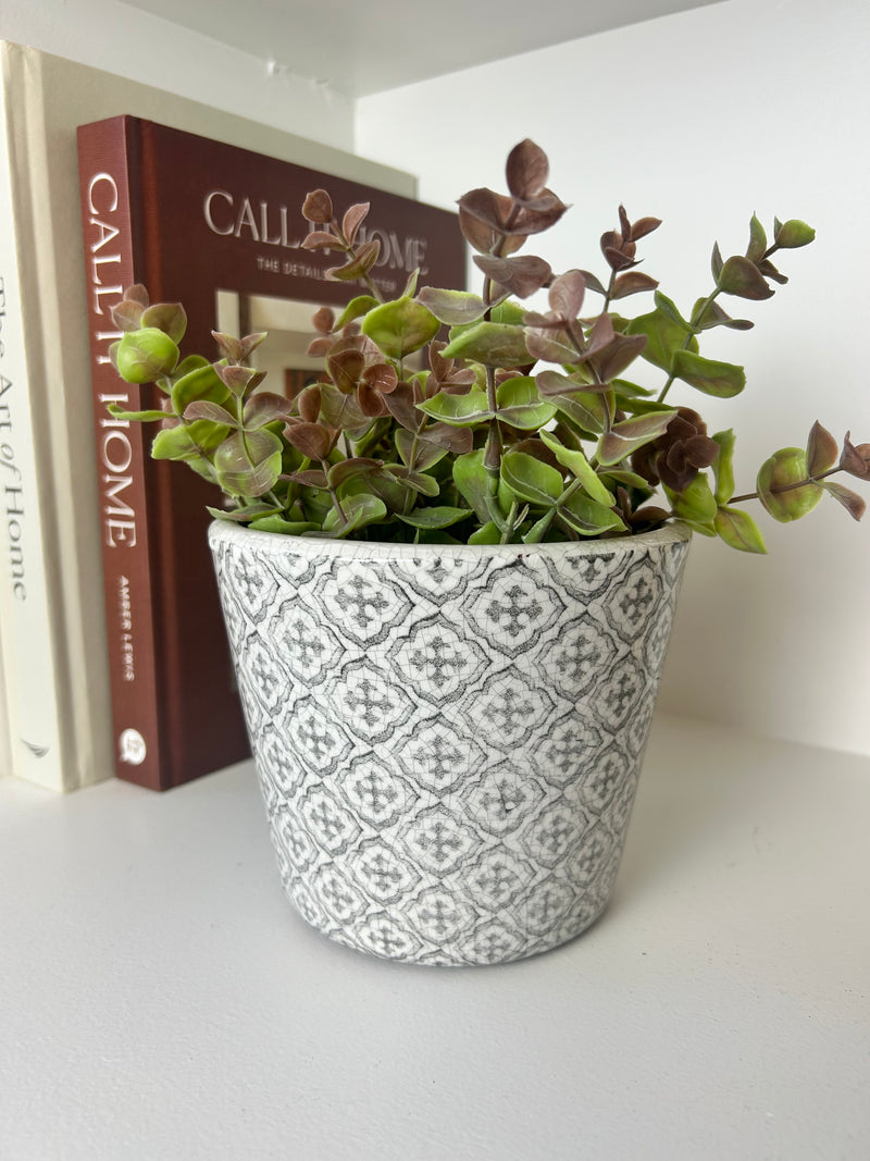 Grey & White Ceramic Dutch Plant Pots 6 Patterns