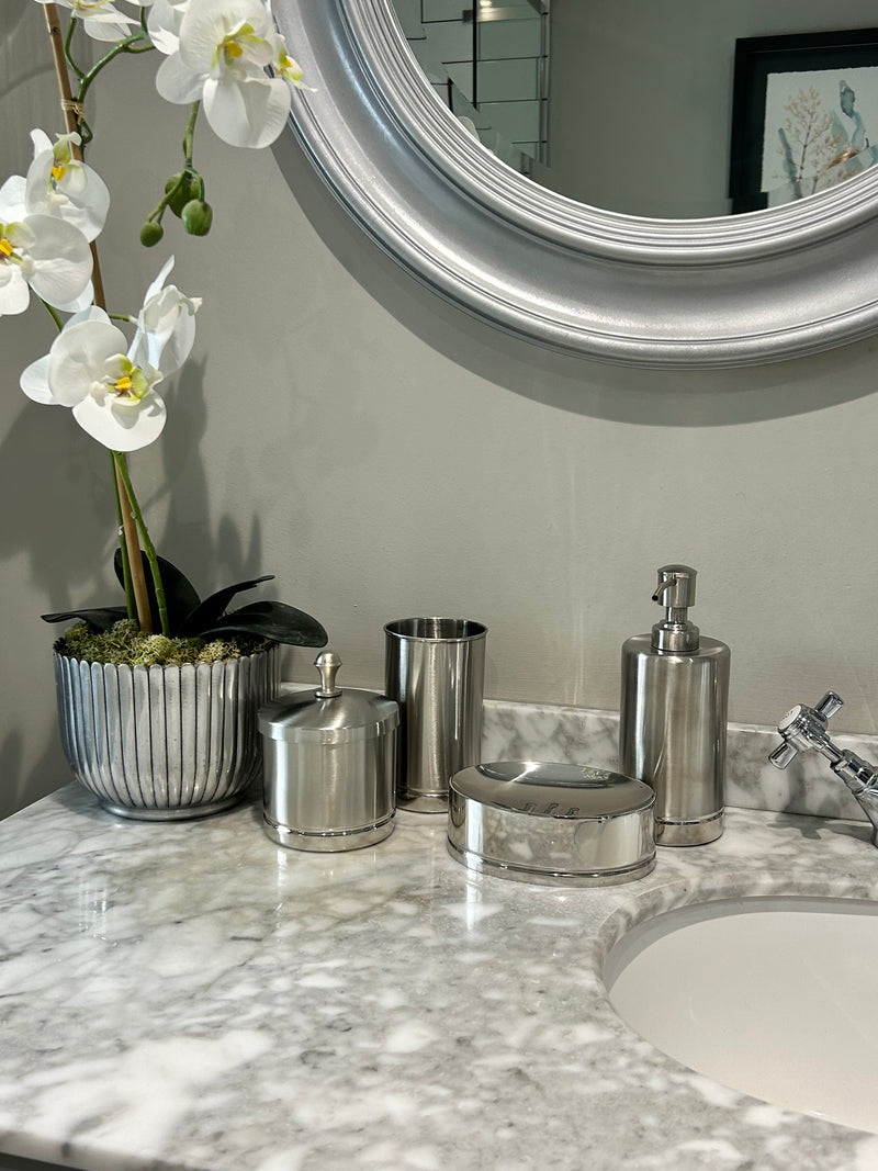 Set of 4 Niko silver bathroom set