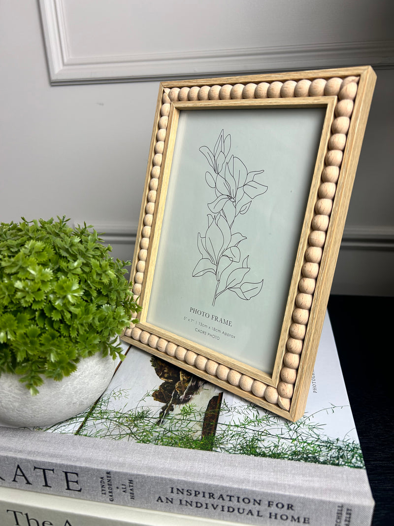 Light wood beaded photo frame 5x7
