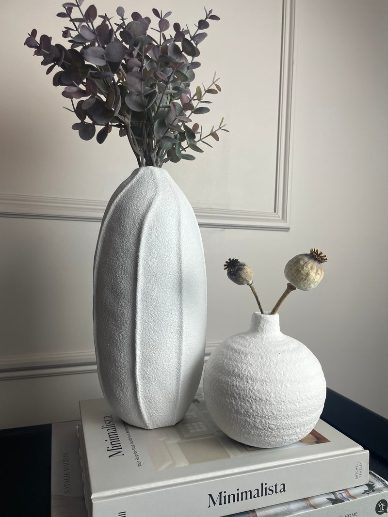 Flora white textured vase