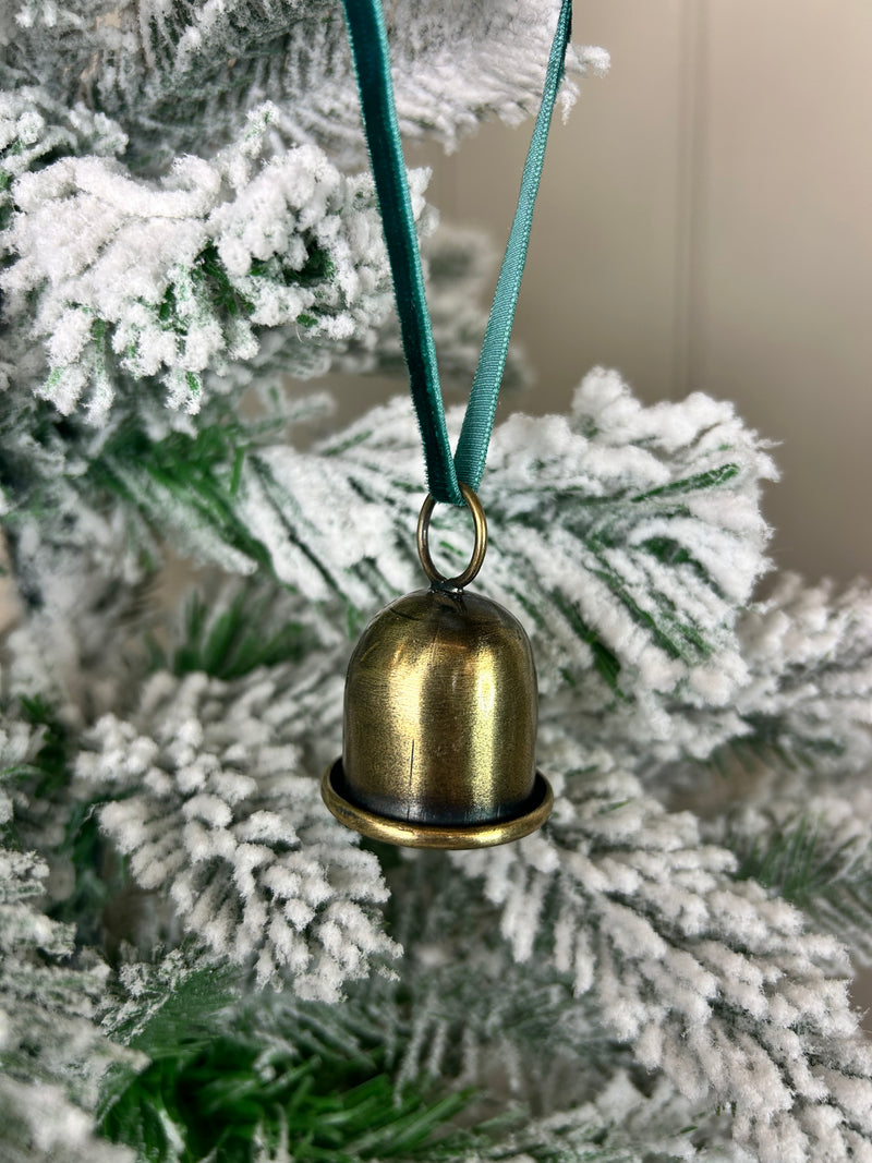 Cromwell Set of 3 Gold Bells on green Velvet Ribbon